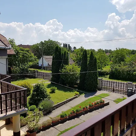 In Gyenesdias/balaton 33084 Appartement Gyenesdiás