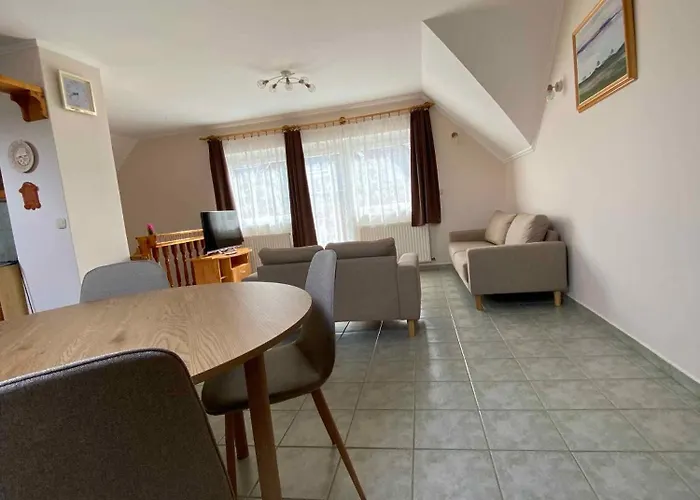 Apartment In Gyenesdias/Balaton 33084 Gyenesdiás